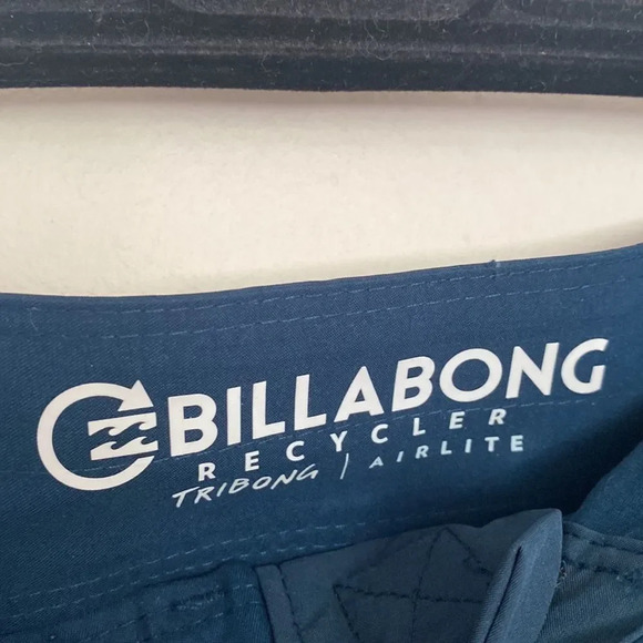 BILLABONG Mens jade colored swim trunks sz 28 recycler tribong airlite like new - Picture 4 of 7